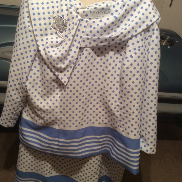 Lily And Taylor size 22 skirt and top set - Picture 6 of 9